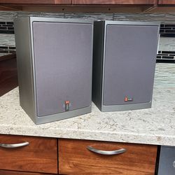AIWA speakers