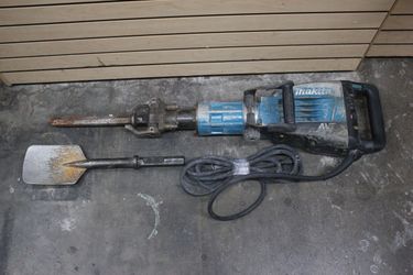 MAKITA HM1317CB Demolition Hammer, Jackhammer W/2 Bits