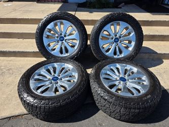 20" FORD F150 OEM rims w/ 275-55R20 tires