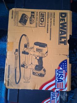 DEWALT
20V MAX Cordless 10,000 PSI Variable Speed Grease Gun, (1) 20V 4.0Ah Battery, and Charger