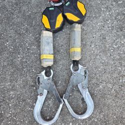 MSA  Workman Mini Personal Fall Limiter with Carabiner 