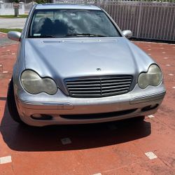 2001 Mercedes-Benz C-Class