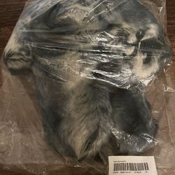 Supreme Faux Fur Ice Blue Trooper Size M/L (FW20)