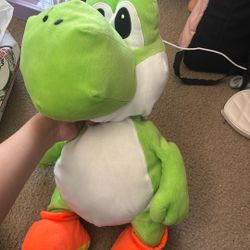Yoshi mario big plushie 