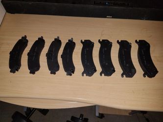 2002 Chevrolet avalanche brake pads