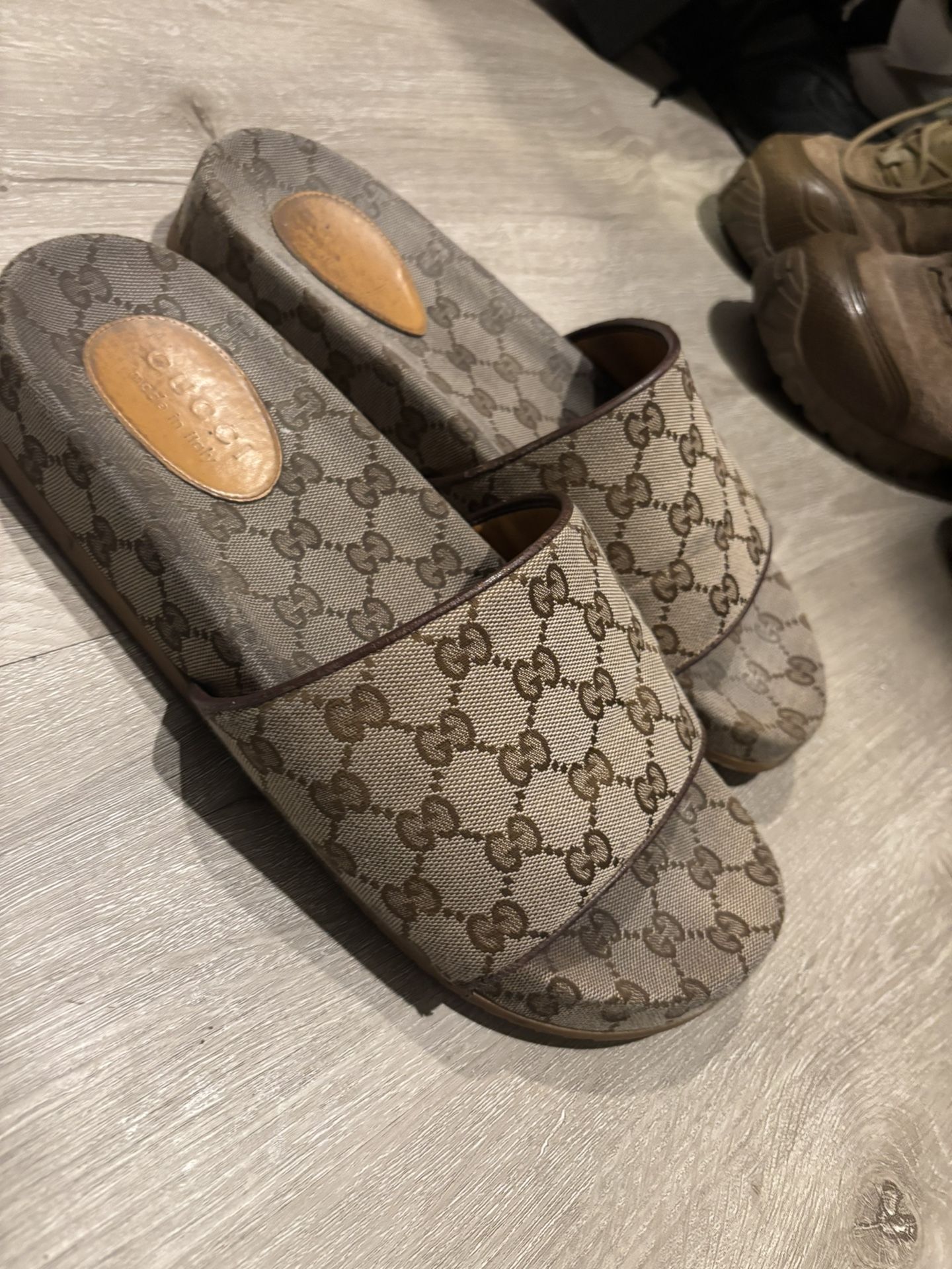 Gucci Size 11 Men’s Sandals