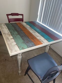 COASTAL TABLE & CHAIRS RUSTIC