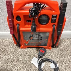 Maco Jumpbox With All The Accessories