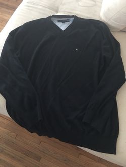 Tommy Hilfiger sweater