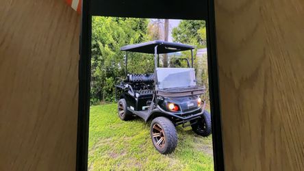 Golf cart
