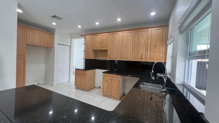 Kitchen Cabinets Refinishing