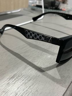 Interlocking G polarized
