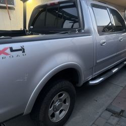 2002 Ford F-150 Supercrew
