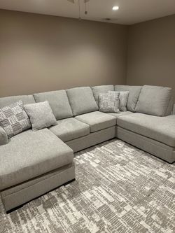 U Shaped Sectional