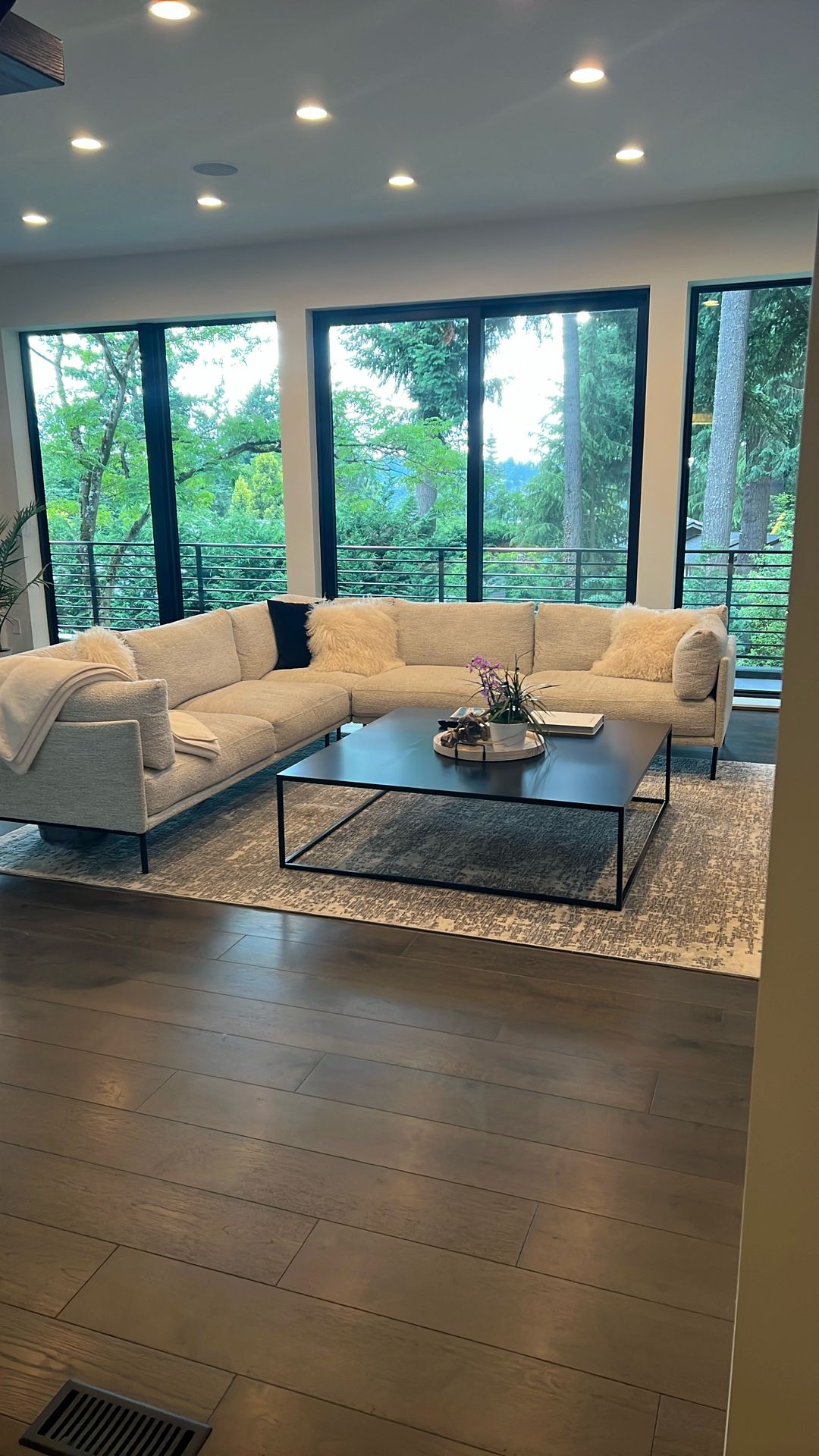 Kasala Sectional Couch