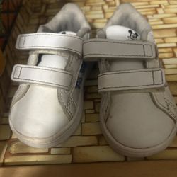 Baby/toddler Adidas Size 4