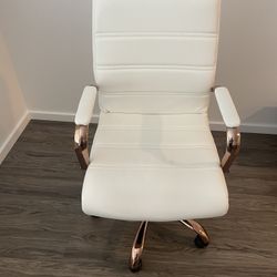 White/Cream Colored Office Chair Barely Used 