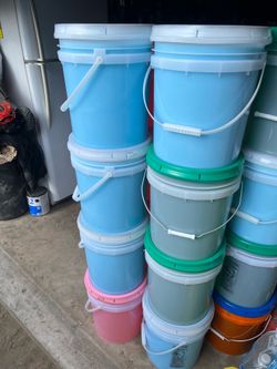 Laundry Buckets – Tide, Gain, Downy & More