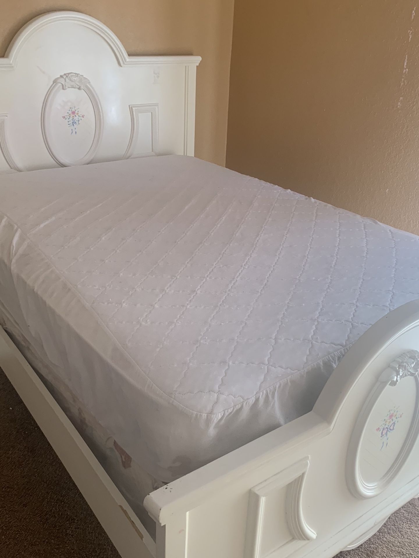 Bedroom Set,Mattress and Box Spring