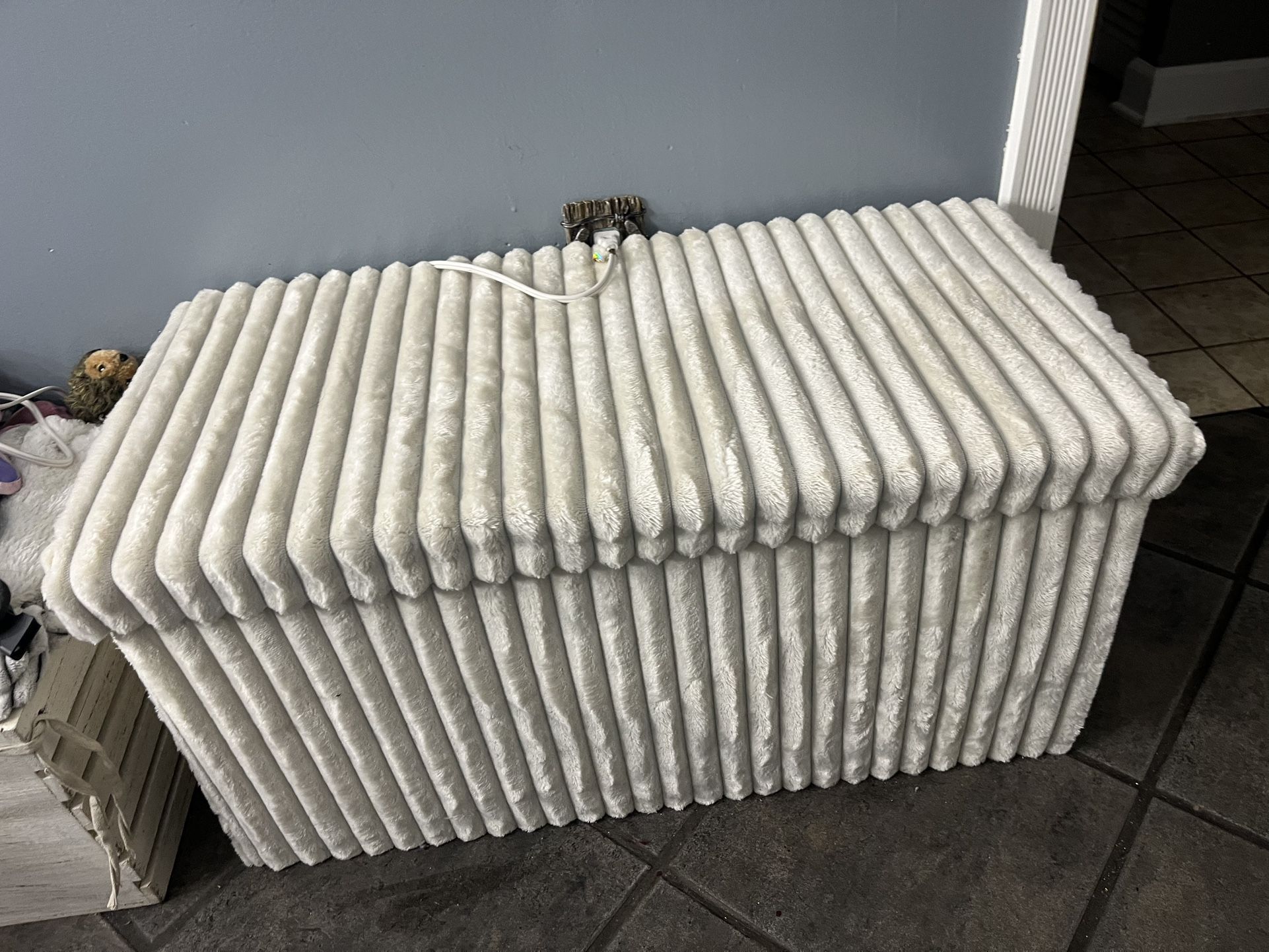 Ottoman bench