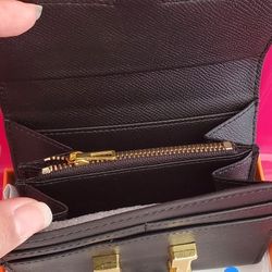 Gold Hardware Wallet