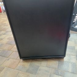 U-Line Mini Fride With Ice Maker 