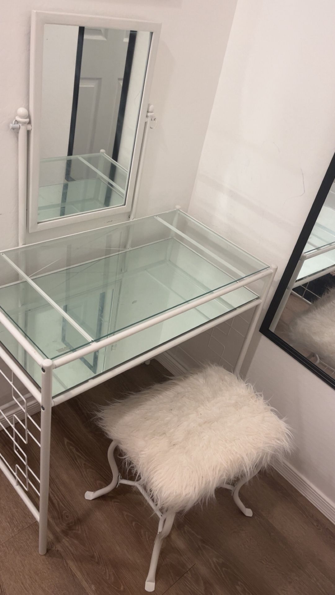 Vanity Table, Mirror, And Faux Fur Chair