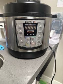 Instant Pot Lux Mini 3 Qt 6 in 1 Electric Pressure/Slow Cooker Silver Multi Use