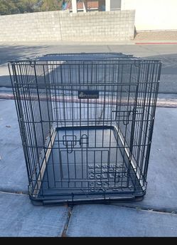 Petmate Wire Dog Crate with Tray
