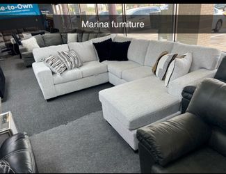 Light Gray Fabric Sectional Sofa with Chaise