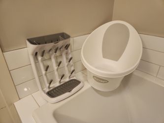 Bottle rack and baby bath