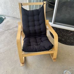 Rocking Chair 