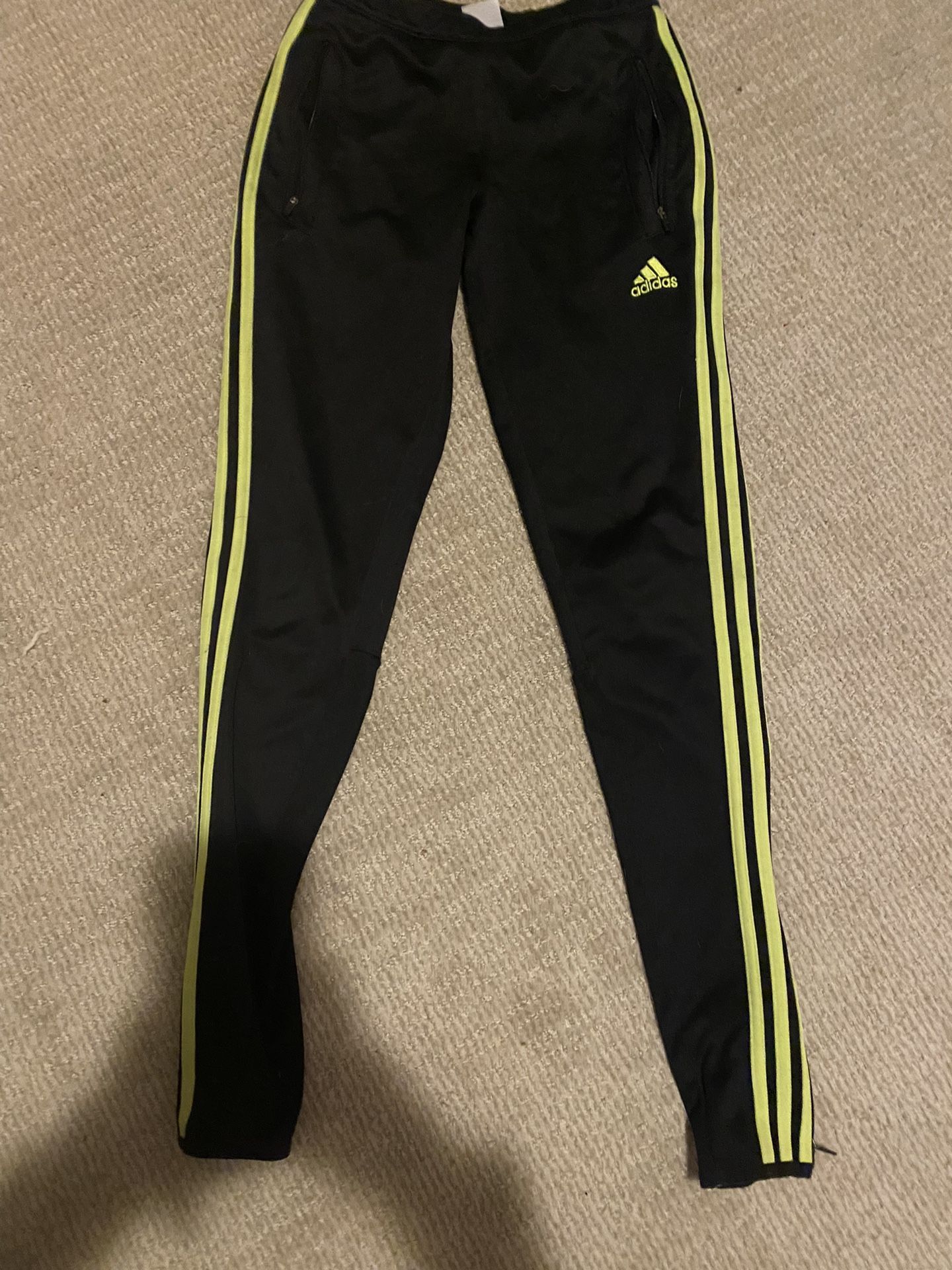 Xs Clothes