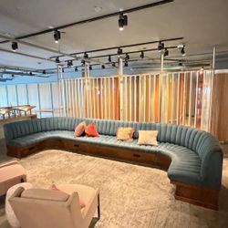 2 Sofas 