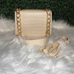 Cream Crossbody Purse- Brand New