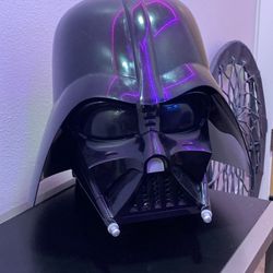 Star Wars Black Series Darth Vader Helmet – Like New