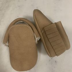 Baby moccasins Sz 11