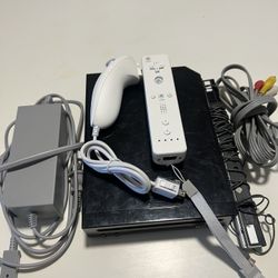 Wii With Remote And Nunchuck