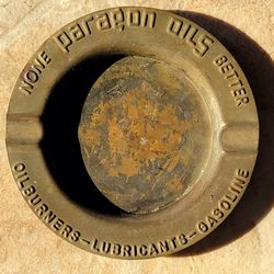 IMPRESSIVE 1930s-40s GAS AND OIL Advertising Brass cigarette ash tray - 4 1/2" Across
- A+ Brass Patina Deeply Stamped Embossment PARAGON OILS None Be