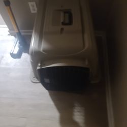 Dog Kennel 