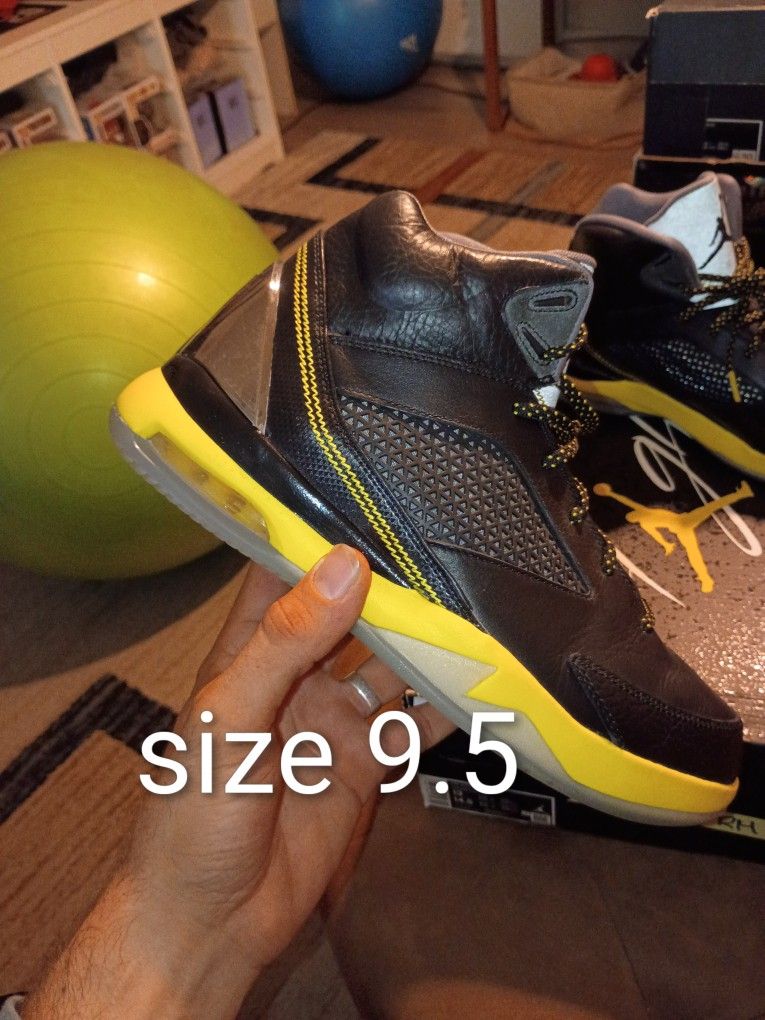 Air Jordan Lightning RM