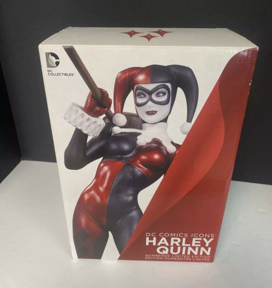 Harley Quinn Figure