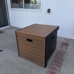 Outdoor fire pit / Table 