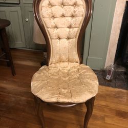Antique Chair BEST OFFER