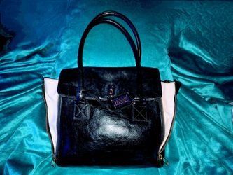 Badgely Mischka Leather Handbag