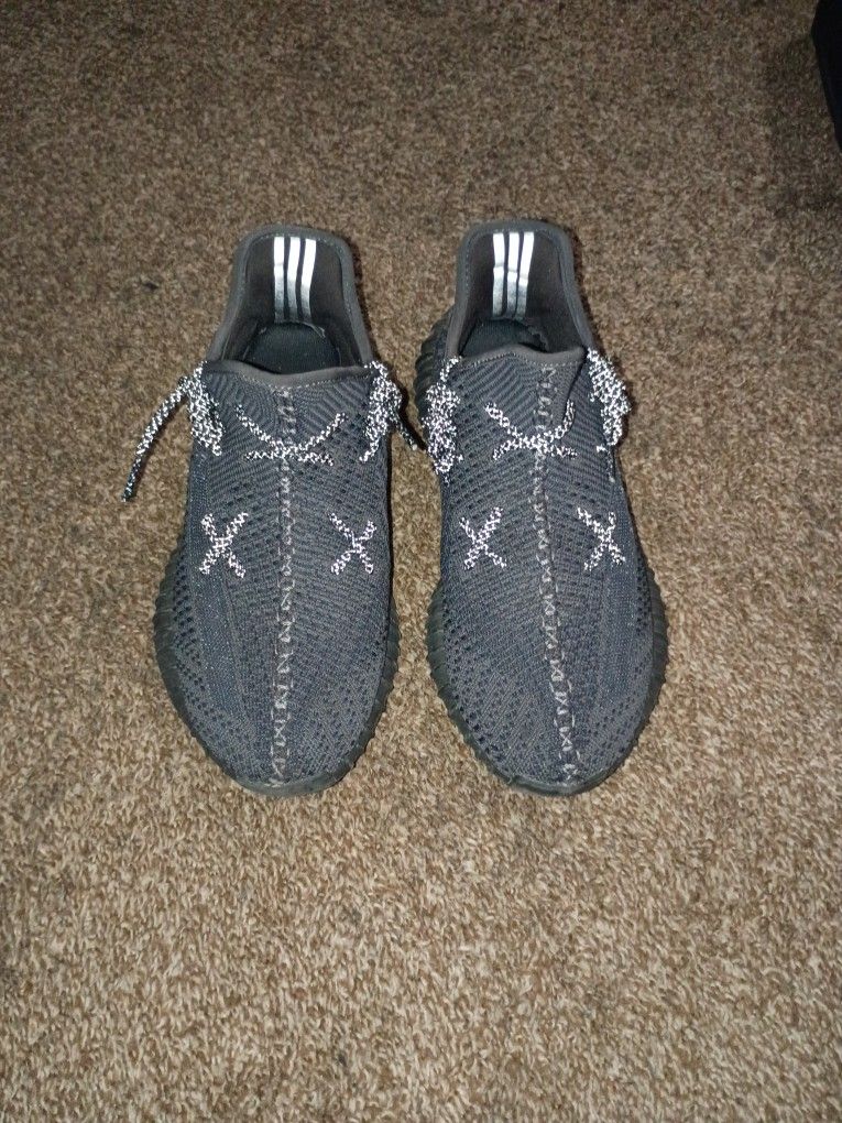 Yeezy Adidas Boost 350 V2 In Black 