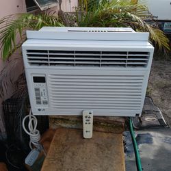 6000 Portable Room/ Window Air Conditioner 