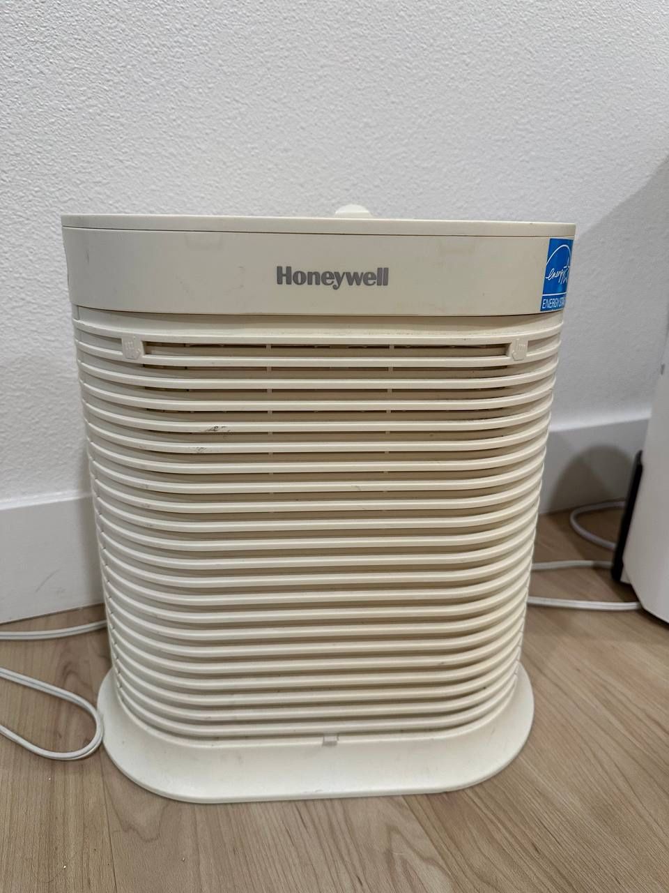 Honeywell HPA204 HEPA Air Purifier for Large Rooms