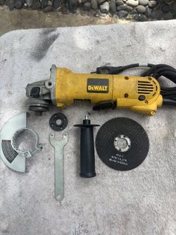 DEWALT 4 1/2” Paddle Switch Angle Grinder Kit- Model# D28402-Clean, 10 Amp, Handle, Guard, Disc, Wrench