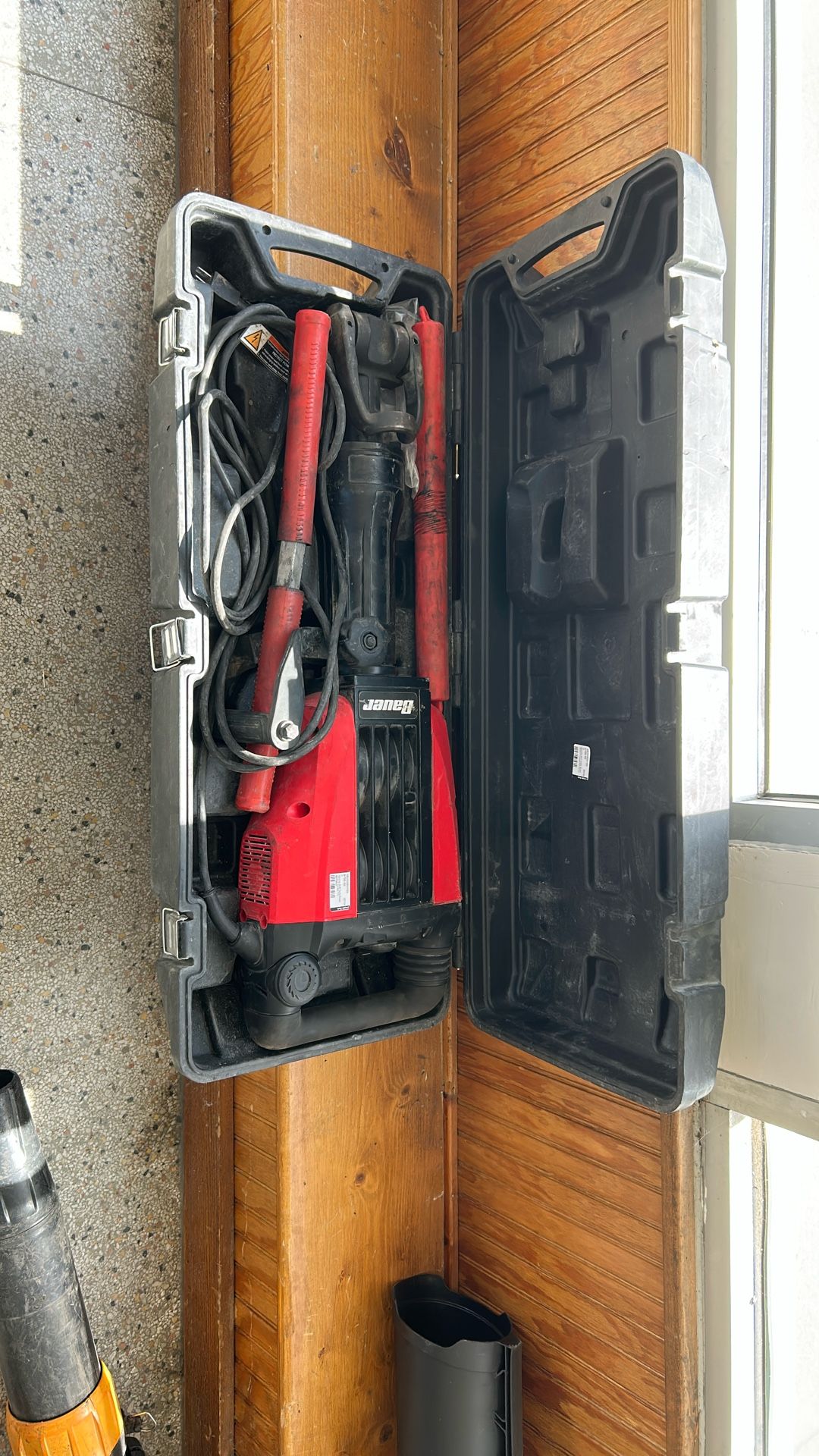 Bauer Hammer Drill